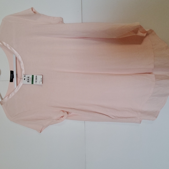 Alfani Tops - 🩷💜🧡  New!  A Real Peach! Alfani Soft Tee. Large. Peach.